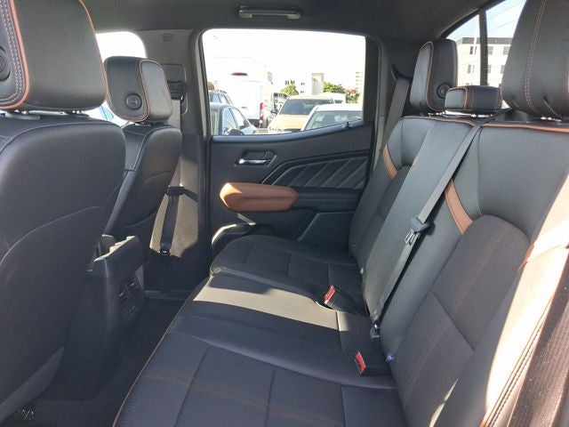 2025 GMC Canyon AT4