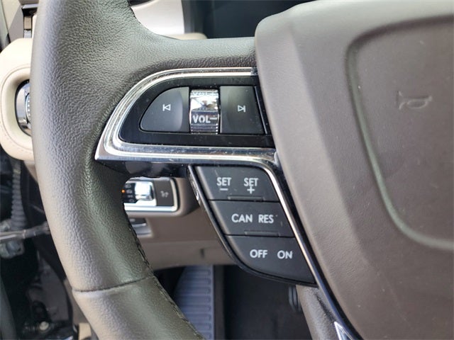 2022 Lincoln Nautilus Standard