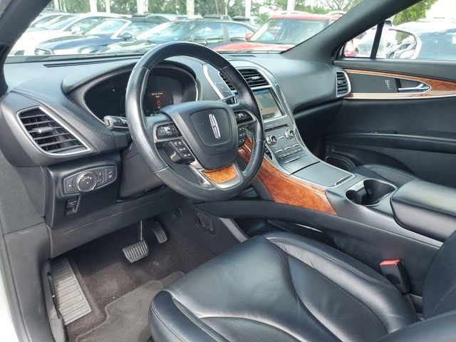 2019 Lincoln Nautilus Select