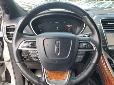 2019 Lincoln Nautilus Select