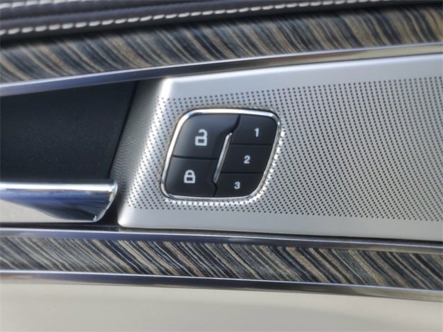 2019 Lincoln Nautilus Black Label