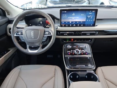 2023 Lincoln Nautilus Standard
