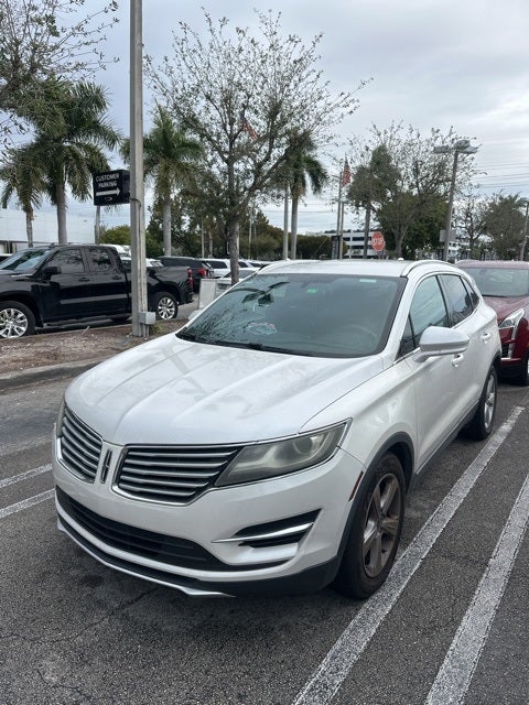 2015 Lincoln MKC Base