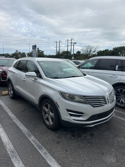 2015 Lincoln MKC Base