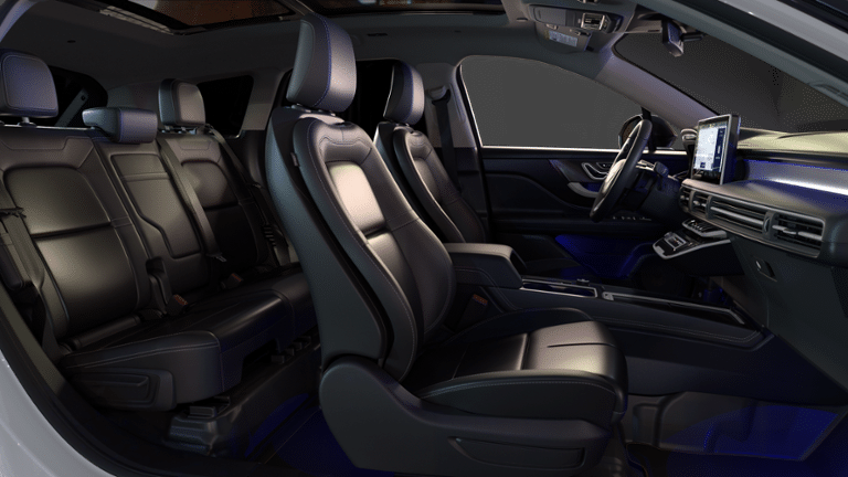 2025 Lincoln Corsair Premiere Service Loaner