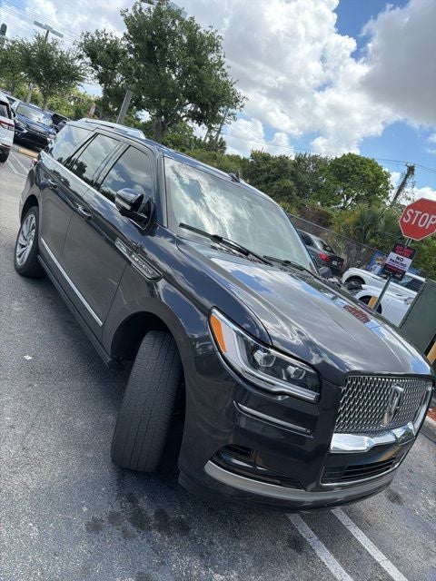 2022 Lincoln Navigator Reserve