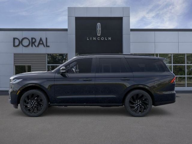 2025 Lincoln Navigator Reserve Service Loaner