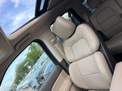 2023 Lincoln Navigator Standard