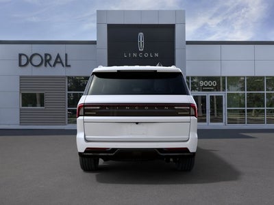 2027 Lincoln Navigator Premiere