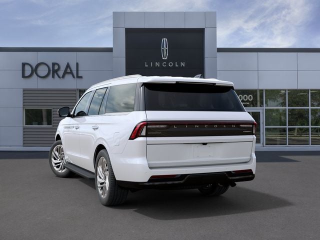 2027 Lincoln Navigator Premiere