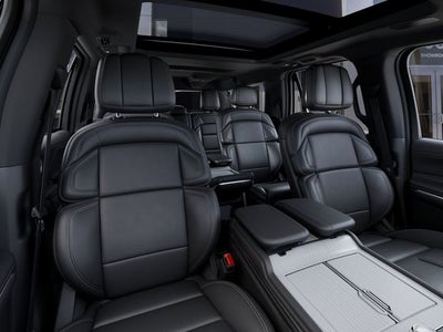 2027 Lincoln Navigator L Reserve