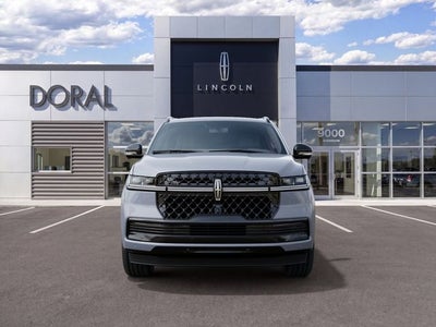 2027 Lincoln Navigator L Reserve