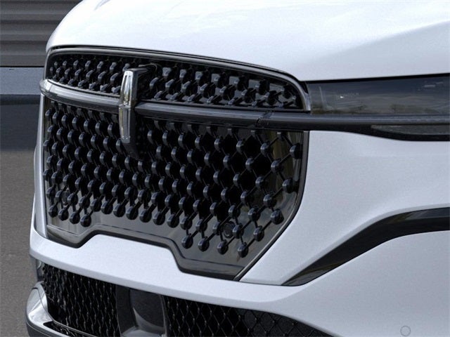 2025 Lincoln Nautilus Premiere Service Loaner