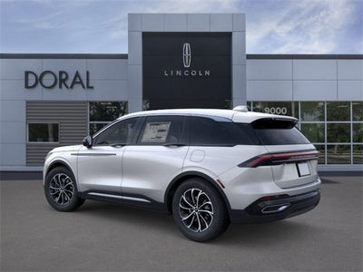 2025 Lincoln Nautilus Premiere Service Loaner