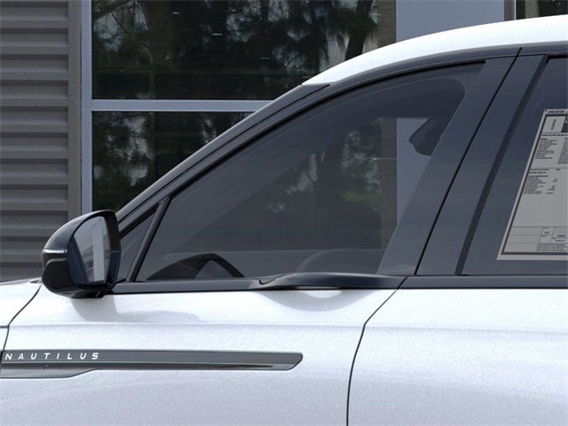 2025 Lincoln Nautilus Premiere Service Loaner