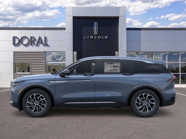 2026 Lincoln Nautilus Premiere Service Loaner
