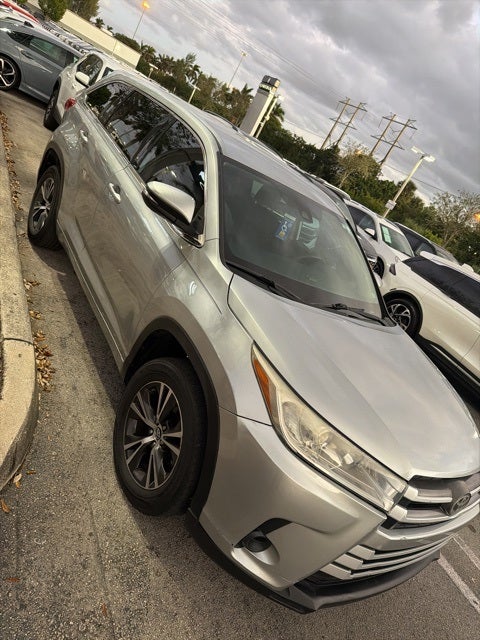 2018 Toyota Highlander LE
