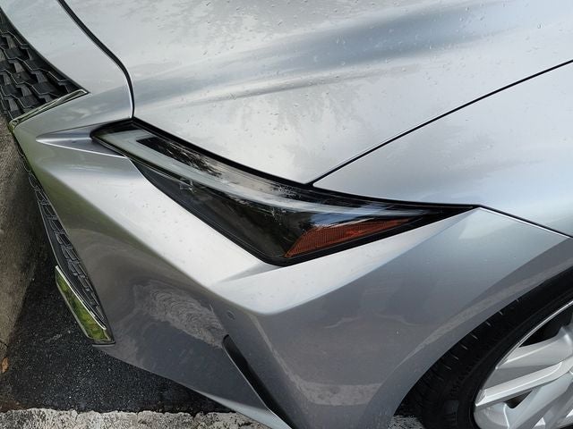 2025 Lexus IS 300