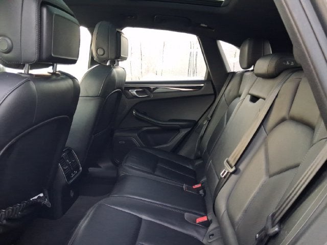 2018 Porsche Macan AWD