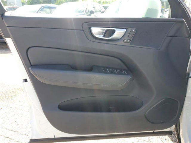 2018 Volvo XC60 T6 Momentum