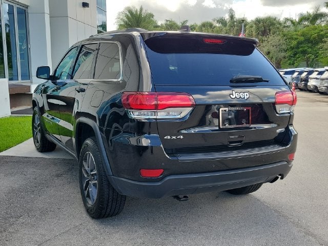2020 Jeep Grand Cherokee Laredo