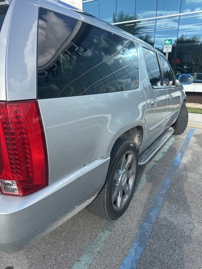 2011 Cadillac Escalade ESV Luxury