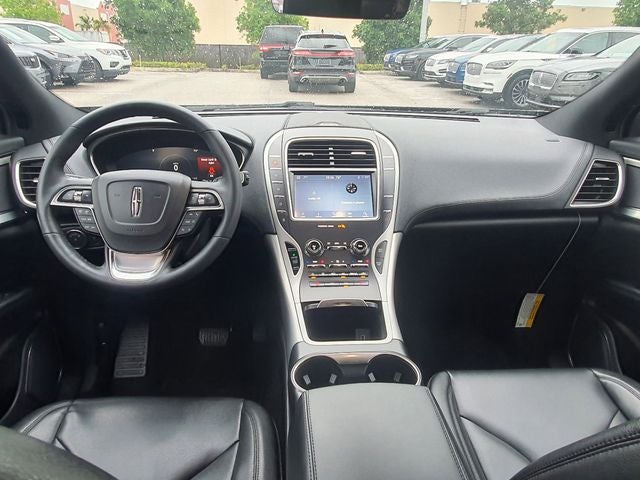 2020 Lincoln Nautilus Standard