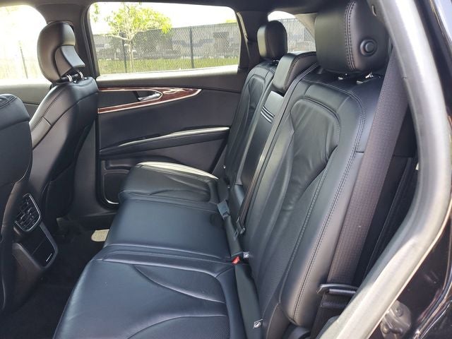 2019 Lincoln Nautilus Select