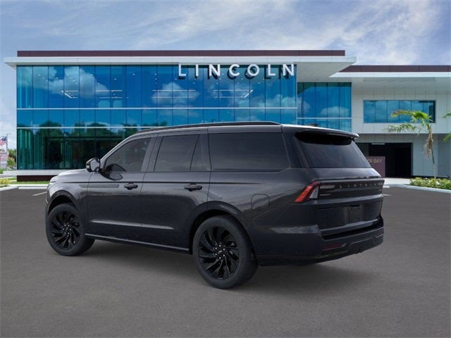 2025 Lincoln Navigator Reserve Service Loaner