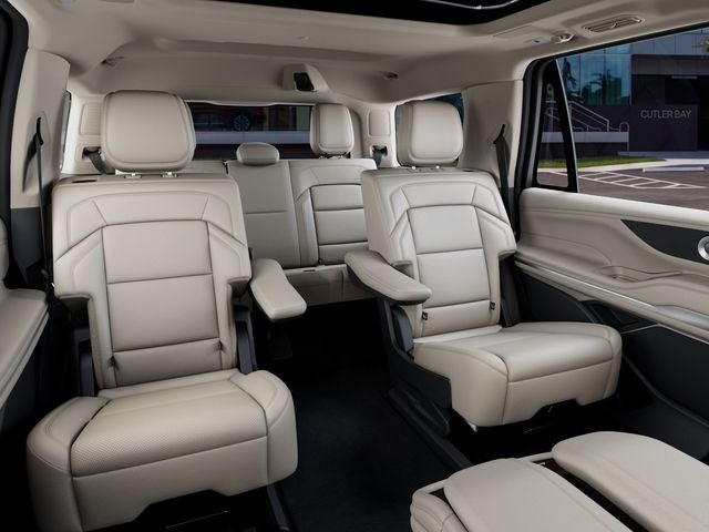2027 Lincoln Navigator Reserve