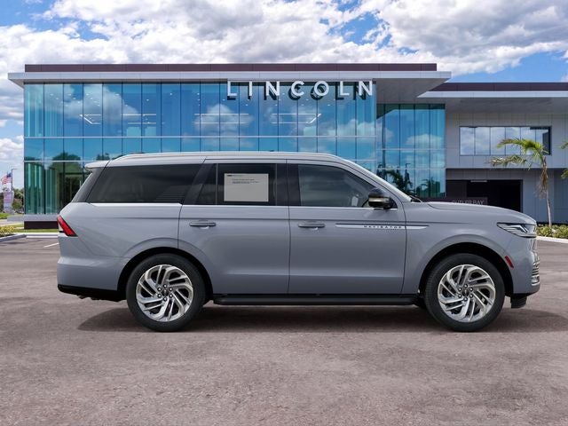 2027 Lincoln Navigator Premiere