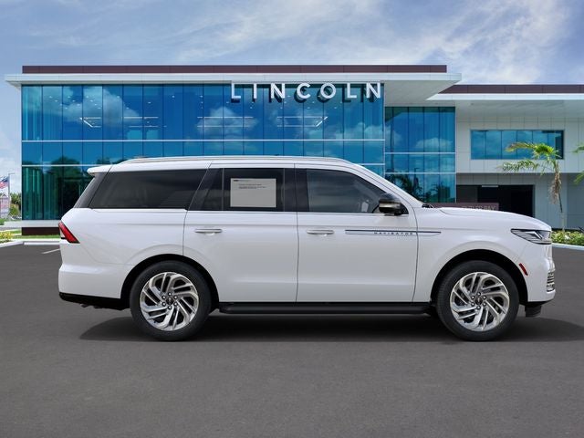 2027 Lincoln Navigator Premiere