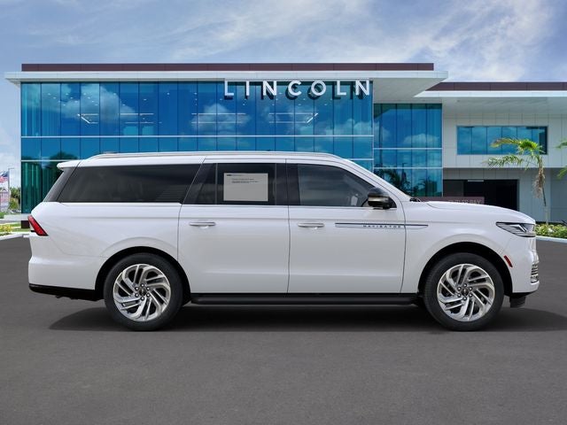 2027 Lincoln Navigator L Premiere