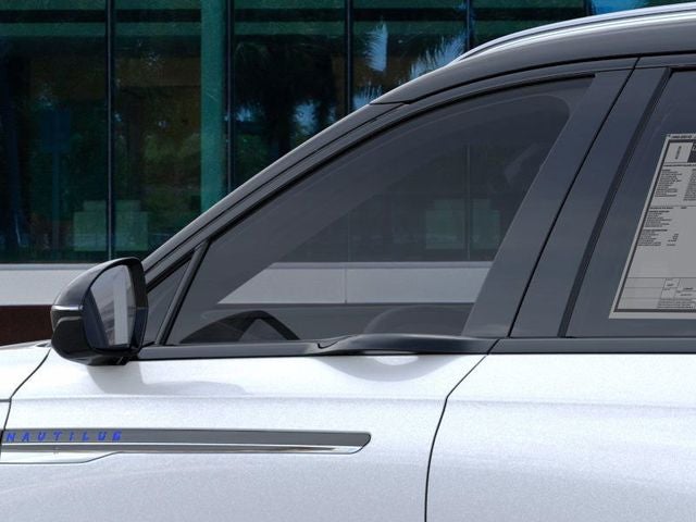 2025 Lincoln Nautilus Reserve Service Loaner