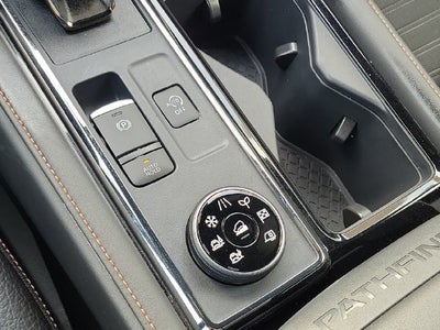 2025 Nissan Pathfinder Rock Creek