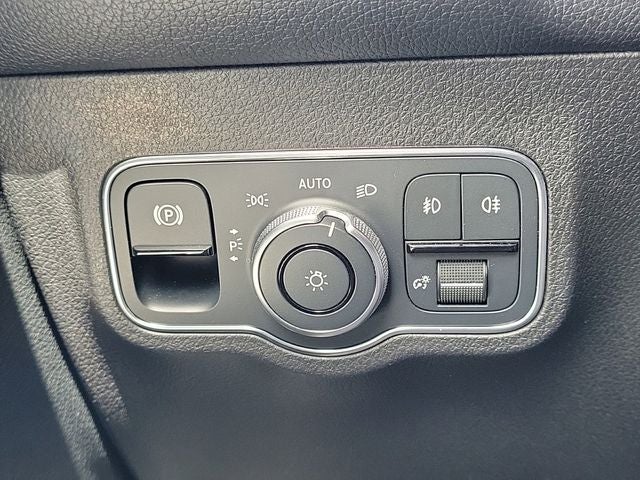 2023 Mercedes-Benz GLB GLB 250