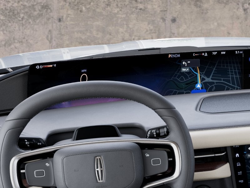 2027 Lincoln Navigator Premiere