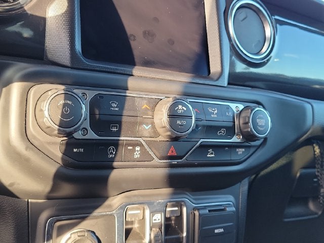 2023 Jeep Wrangler Altitude