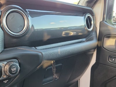 2023 Jeep Wrangler Altitude