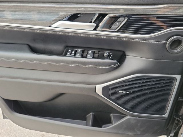 2022 Jeep Wagoneer Series II