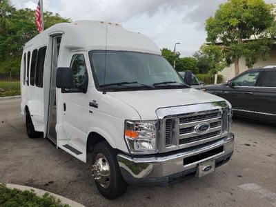 2012 Ford E-350SD Base Cutaway
