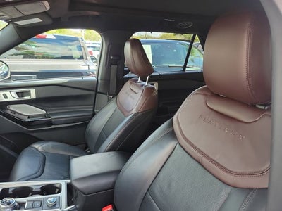 2023 Ford Explorer Platinum