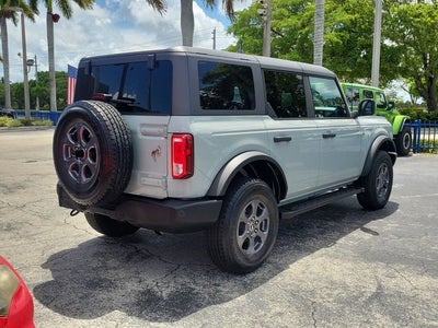 2023 Ford Bronco Base