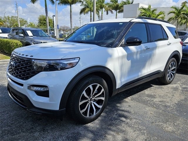 2022 Ford Explorer ST-Line