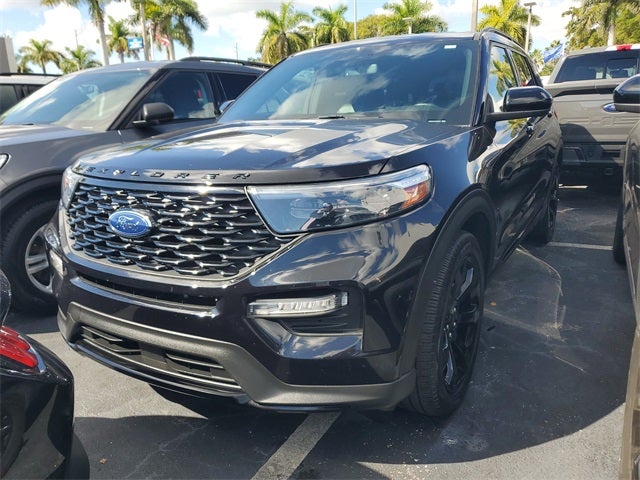 2022 Ford Explorer ST-Line