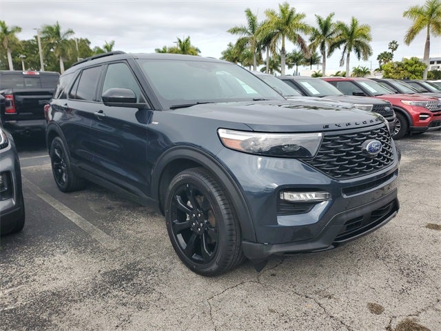 2023 Ford Explorer ST-Line