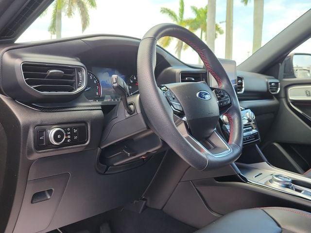2023 Ford Explorer ST-Line