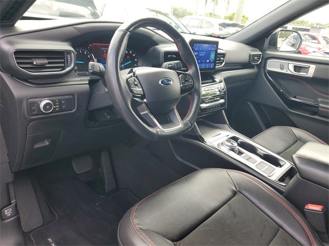 2022 Ford Explorer ST-Line
