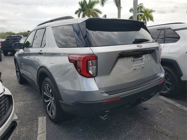 2022 Ford Explorer ST-Line