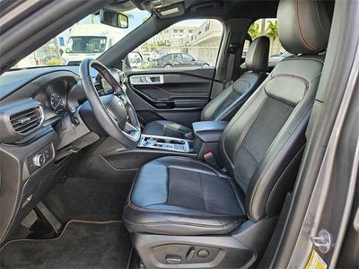 2022 Ford Explorer ST-Line